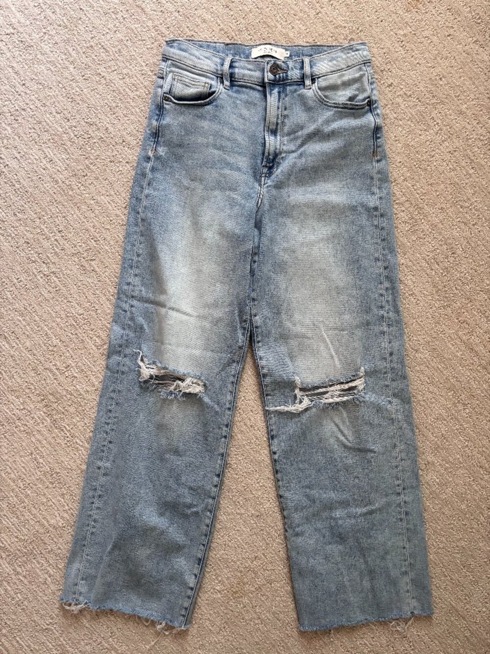 Hidden Jeans High Rise Wide Leg Crop | Light Wash | Distressed Knee | Raw Hem